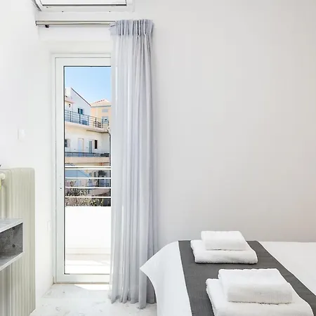West Apartment *